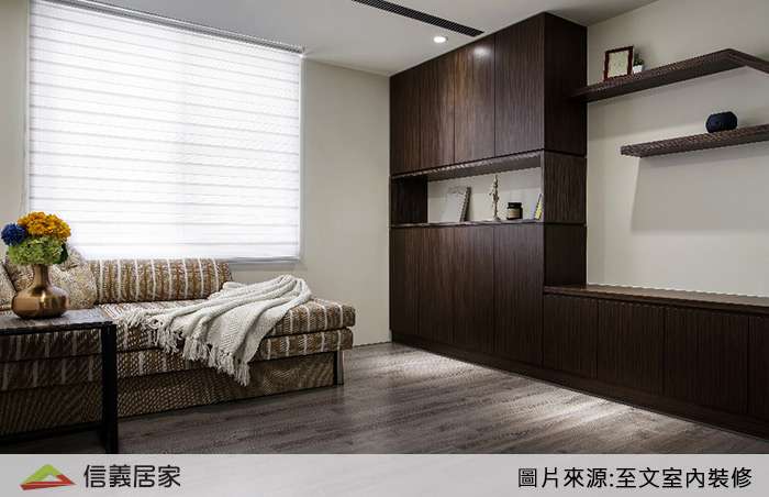 米色書房室內裝潢設計，包括沙發裝潢圖片