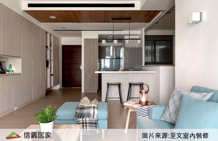 米色客廳室內裝潢設計，包括沙發、收納櫃裝潢圖片