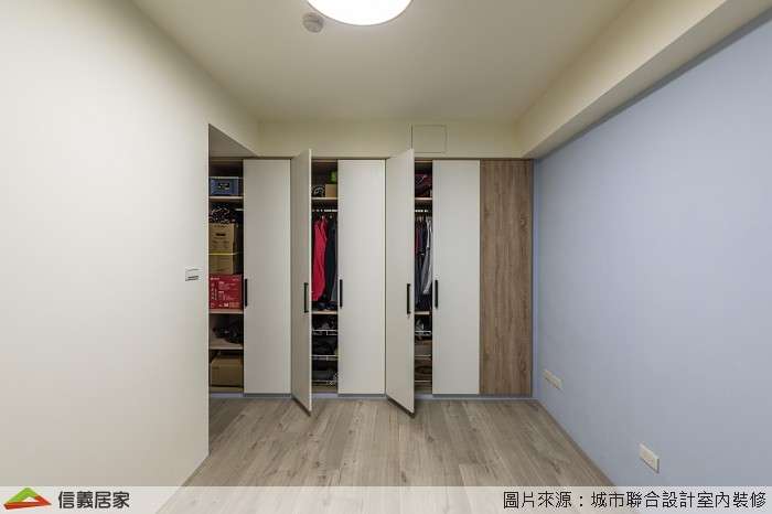白色臥室室內裝潢設計，包括收納櫃、置物櫃裝潢圖片