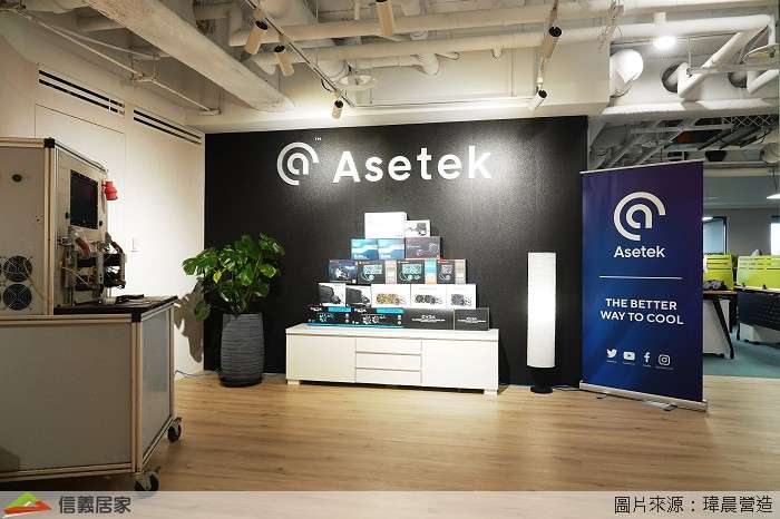 白色辦公室室內裝潢設計，包括展示櫃裝潢圖片
